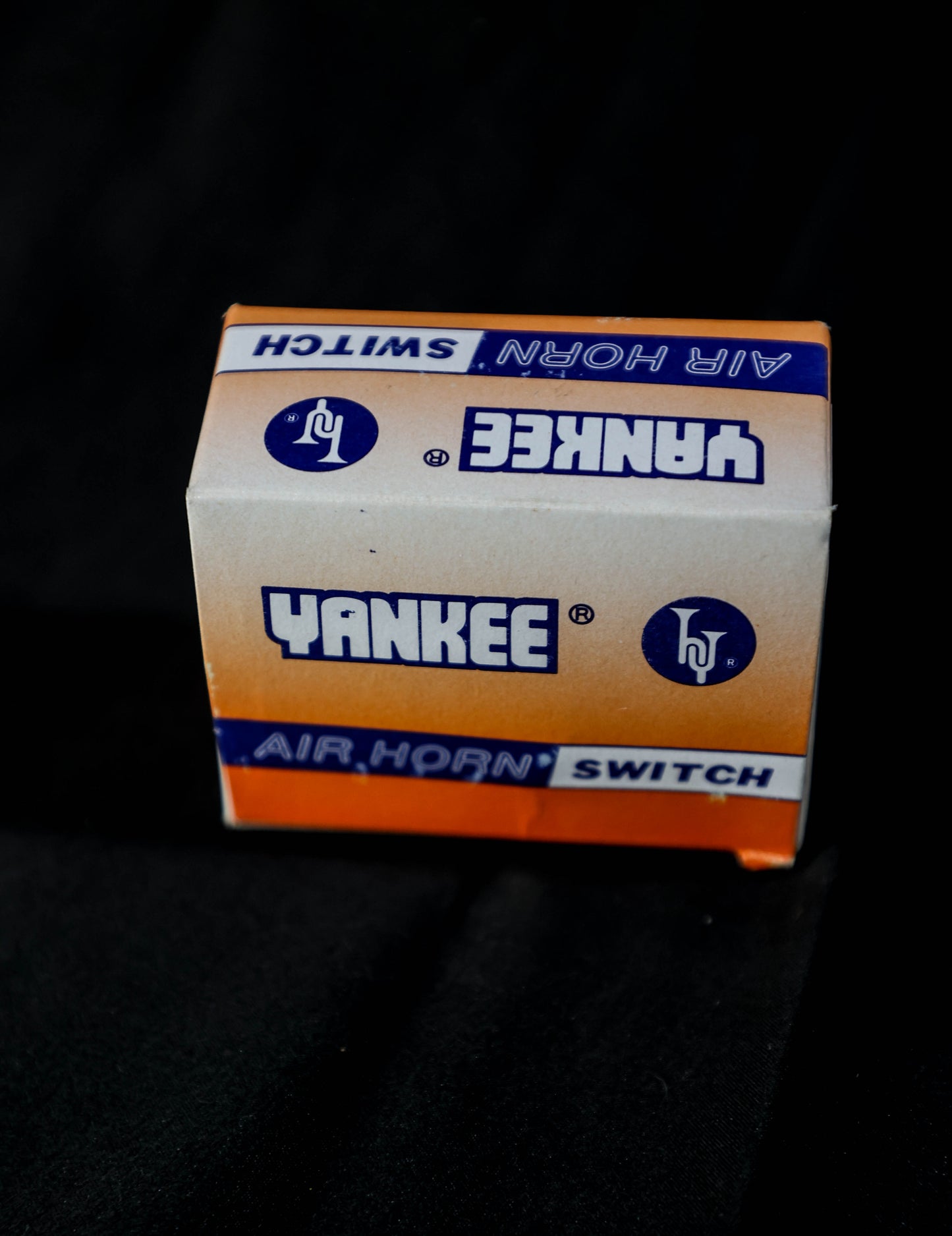 YANKEE AIR HORN SWITCH