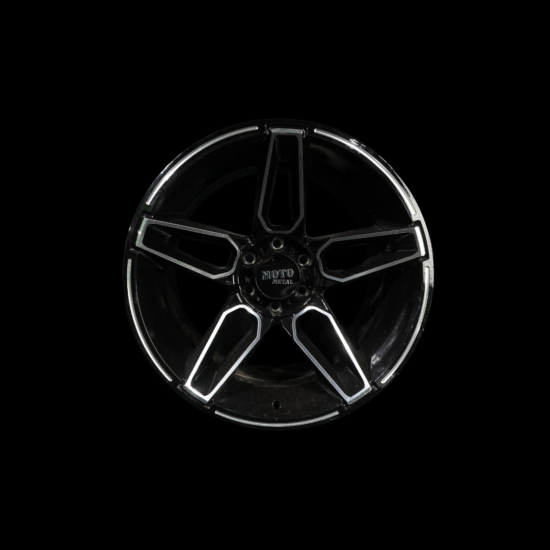W106. MOTO METAL WHEELS