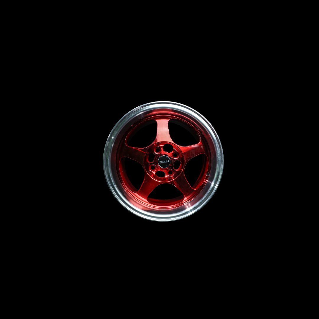 W38. UNIVERSAL WHEELS (RED)