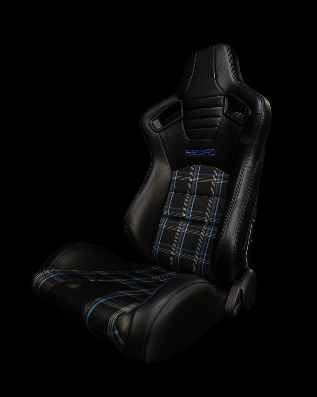 UNIVERSAL SEATS BLUE AND BLACK