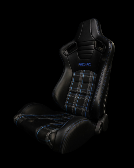 UNIVERSAL SEATS BLUE AND BLACK