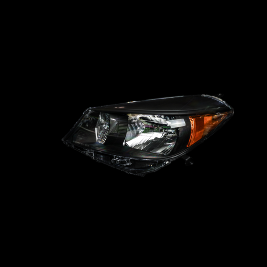 F18. TOYOTA YARIS 2012-2015 SPOTLIGTH
